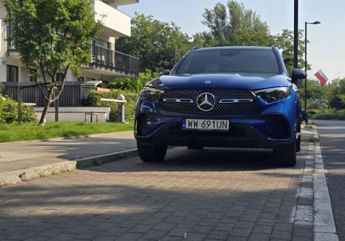 Jeździłem Mercedesem GLC 300 e. Zasięg na prądzie to szok, ale nie obyło się bez wad