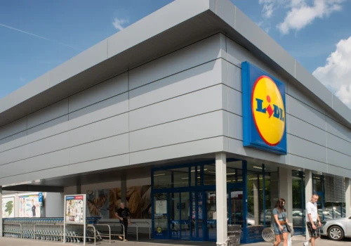 Tylko do 31.08. Lidl daje czas posiadaczom Karty Dużej Rodziny. Potem przepadnie