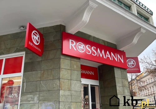 Jeden z najbardziej luksusowych zapachów dostępny w Rossmannie o 100 zł taniej! Jedyna taka okazja