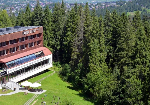 Tajemniczy obiekt zbudowano dla partyjnych elit. Spał w nim Edward Gierek