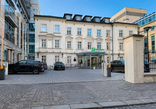 Ponad 2,2 mln zł za 70-metrowe mieszkanie. Holiday Inn przy Wielopolu ma zostać przebudowany