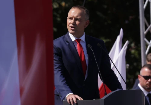 Nawrocki wzywa Polaków w Święto Wojska Polskiego. 