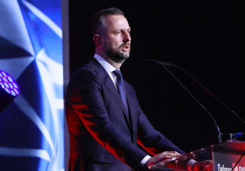 Szef MON: SAFE to „S” jak sojusze, „A” jak armia, „F” – jak fabryki, „E” jak Europa