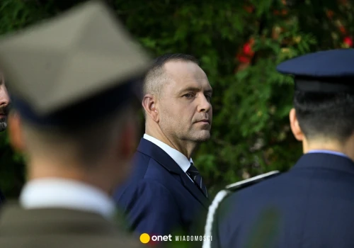 Polityczny spór w cieniu defilady. Kosiniak-Kamysz punktuje, Nawrocki liczy straty