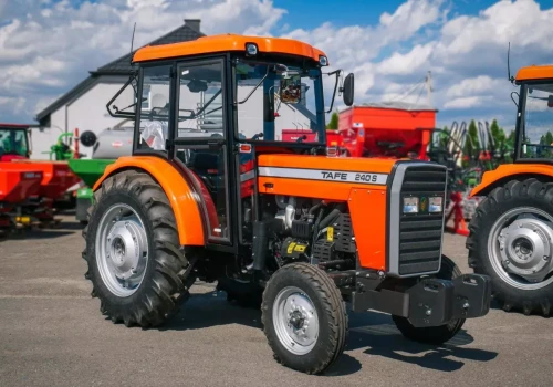 Indyjski duch Massey Fergusona z polskim komfortem. TAFE 240S zyskuje nową kabinę