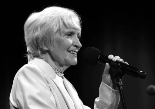 Zmarła aktorka i piosenkarka Joanna Rawik