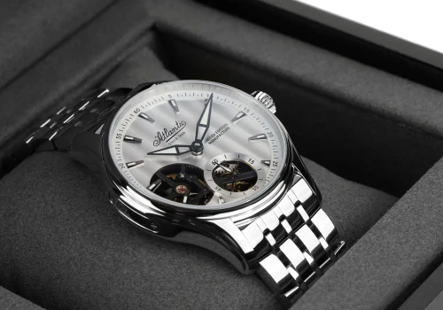 Atlantic Worldmaster Prestige Manufacture LE 188. Klasyk w awangardowym wydaniu