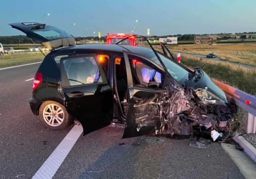Groźny wypadek na S7. Na miejscu lądował śmigłowiec LPR