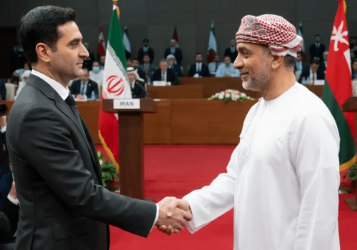 Iran i Oman osiągnęły porozumienie w sprawie Cieśniny Ormuz. Co na to USA?