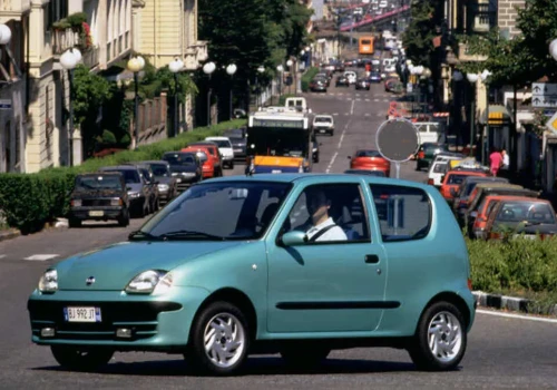 Tyle kosztowały auta w 1999 r. Dzisiaj kupisz za to rower