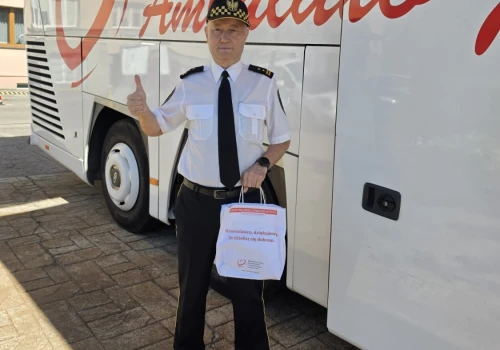 50 litrów krwi po 43 latach pomagania. Wyjątkowy jubileusz komendanta straży miejskiej