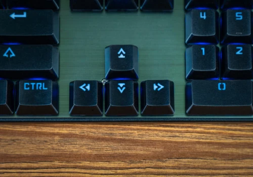 Klawiatura dla programisty – ranking najlepszych modeli do kodowania