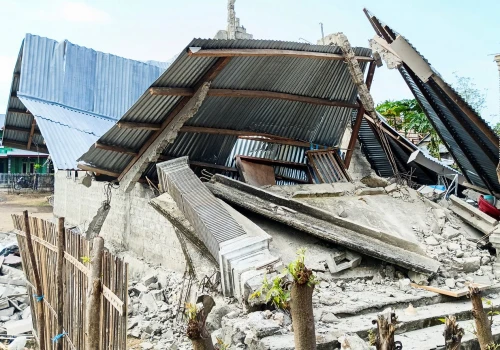 Rośnie liczba ofiar trzęsienia ziemi w Indonezji. Władze chcą wprowadzić stan wyjątkowy