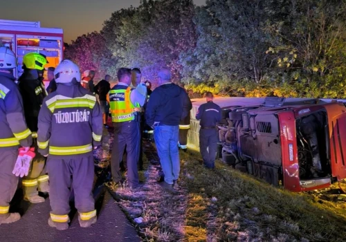 To mogła być przyczyna wypadku autobusu na Węgrzech. Policja o pierwszym zatrzymanym