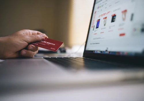 Zakupy online z pułapkami. 7 wymówek sklepów blokujących zwroty i reklamacje