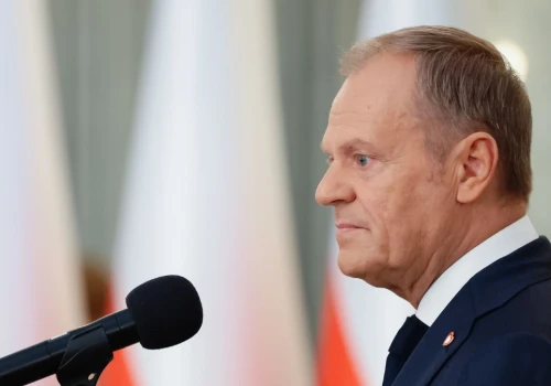 Pilna decyzja Tuska po wypadku na Węgrzech. Na miejsce leci samolot