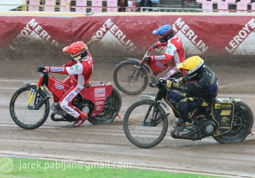 Żużel. Stal odarta ze złudzeń! Znamy skład play-off w Metalkasie! (RELACJA)