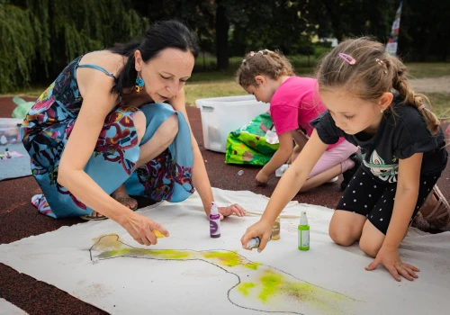 Jeszcze dwa tygodnie „Lata na podwórku” w Świdnicy. Jakie atrakcje dla dzieci i młodzieży?
