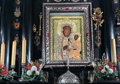 Jasna Góra reaguje po tragedii na Węgrzech. Nieustanna modlitwa za ofiary i rannych Polaków