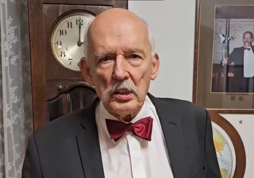 Reakcje po wypadku polskiego autokaru na Węgrzech. Korwin-Mikke: „D***kracja jest obrzydliwa”
