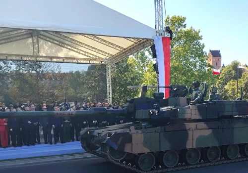 Politycy defilowali 15 sierpnia konfrontacyjnie