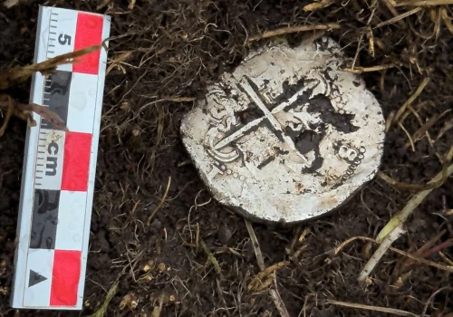 Mieszkańcy tej XVI-wiecznej osady zmarli w przerażających okolicznościach. Archeolodzy odnaleźli związaną z nią monetę