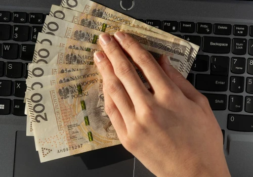 Przelewy z konta wspólnego pod lupą fiskusa. Kiedy powstaje obowiązek podatkowy?