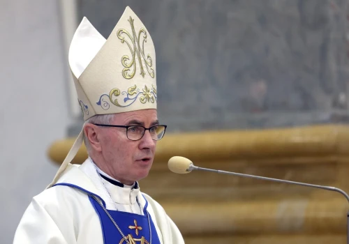 Biskupi z Rzeszowa łączą się w bólu z rodzinami ofiar wypadku na Węgrzech