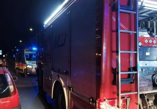 Z ostatniej chwili. Ogromna akcja straży pod Warszawą. Do walki z ogniem skierowano Dromadera