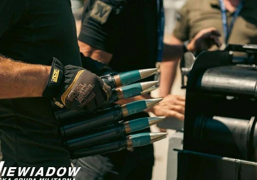 Niewiadów - PGM i Grupa Virtus obejmą akcje Polskiej Grupy Hutniczej