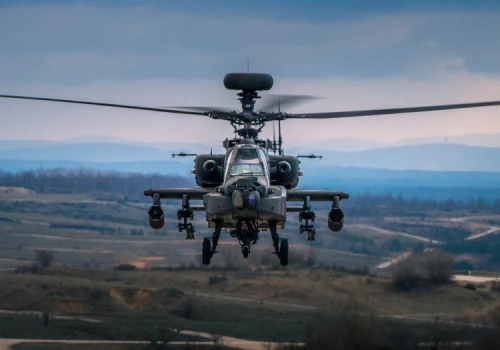 Dodatkowe środki na wsparcie logistyczne śmigłowców AH-64 Apache