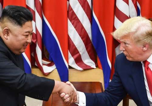 Trump tnie wydatki na ćwiczenia w Korei Południowej. W tle spór o Iran