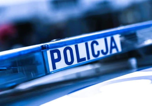 Wypadek na ul. Ustrzyckiej w Rzeszowie. 21-latka trafiła do szpitala po zderzeniu z ciężarówką