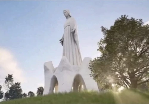Między wiarą a monumentalizmem. O najwyższym pomniku Maryi i przemianie sacrum w atrakcję!