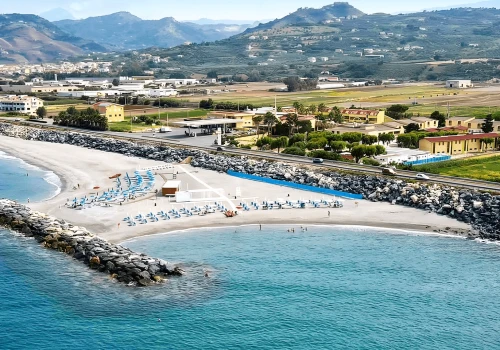 Włoskie lato w Kalabrii 🌊🇮🇹 Tydzień w 4* hotelu nad Morzem Tyrreńskim za 2499 PLN