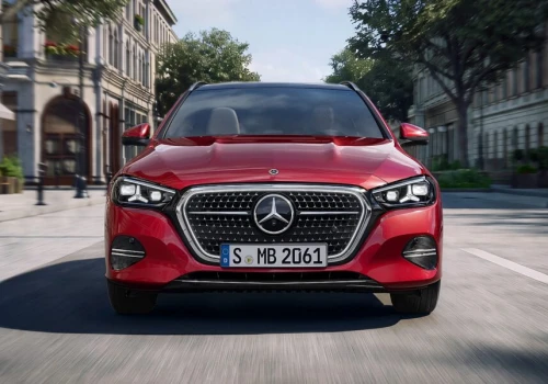Nowy Mercedes klasy C wchodzi do gry. Więcej mocy, odświeżony wygląd i nawet 395 KM