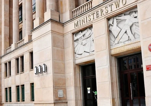 Deficyt budżetu po lipcu wyniósł 141 mld zł