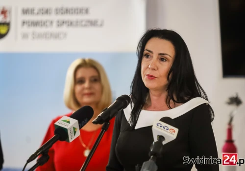 Mieszkaniec nie może nagrywać obrad komisji RM? Wypunktowaliśmy prawnika magistratu