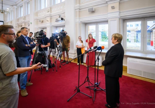 Poszkodowani w wypadku autokaru wylądują dziś w Rzeszowie. Wracają lżej ranni