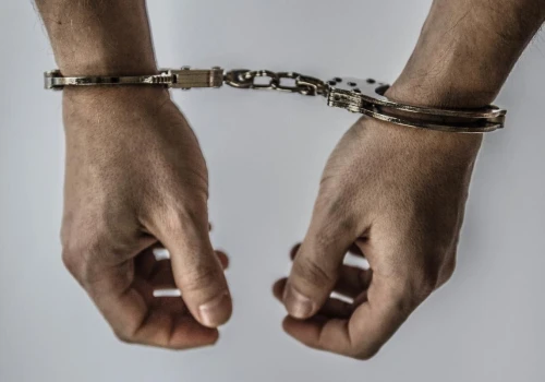 Postrzelił byłą partnerkę w głowę. Po obławie sprawcę zatrzymano