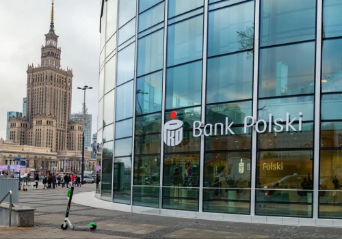 KNF nałożyła na PKO BP 47,5 mln zł kar. Chodzi o lokaty strukturyzowane