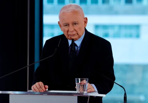 Opuścił PiS, ocenił postulat Kaczyńskiego. Ujawnił „kto powinien być wywalony z Polski na zbity pysk”