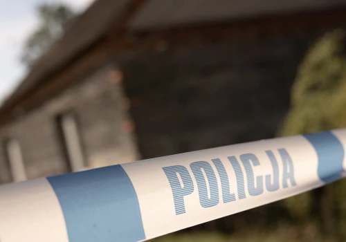 Media: Ojciec potrącił czteroletniego syna. Wcześniej pod kołami tego samego auta zginęło jego niemowlę