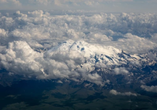 Ośmiu alpinistów zaginęło na Elbrusie. 14-latek wśród wspinaczy?