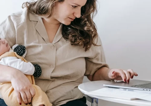Matki pytają AI o karmienie piersią. Pediatrzy ostrzegają przed błędnymi poradami