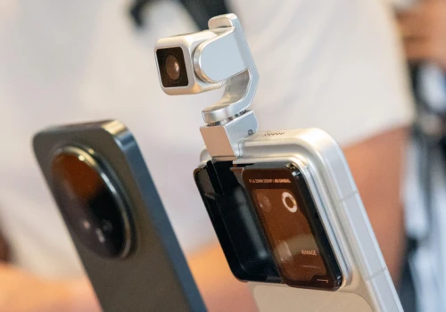 Smartfony znowu mogą być ciekawe. HONOR Robot Phone pokazuje zupełnie nowy kierunek