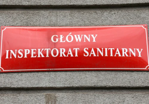 GIS wycofuje ze sprzedaży mleko dla dzieci. Wykryli toksynę