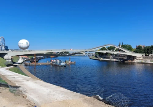 Kładka Kazimierz – Ludwinów nie będzie gotowa w tym tygodniu