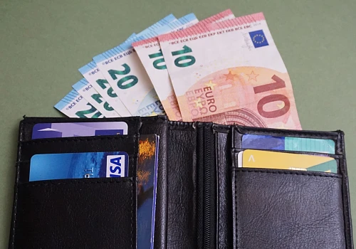 Podwyżka zasiłków w Irlandii. Pełna lista świadczeń, które mogą wzrosnąć w 2027 roku