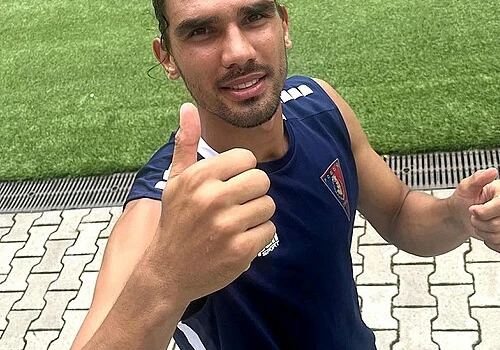 Pogoń sprzedała Huję. Pieniędzy nie ma, więc sprawa trafia do FIFA